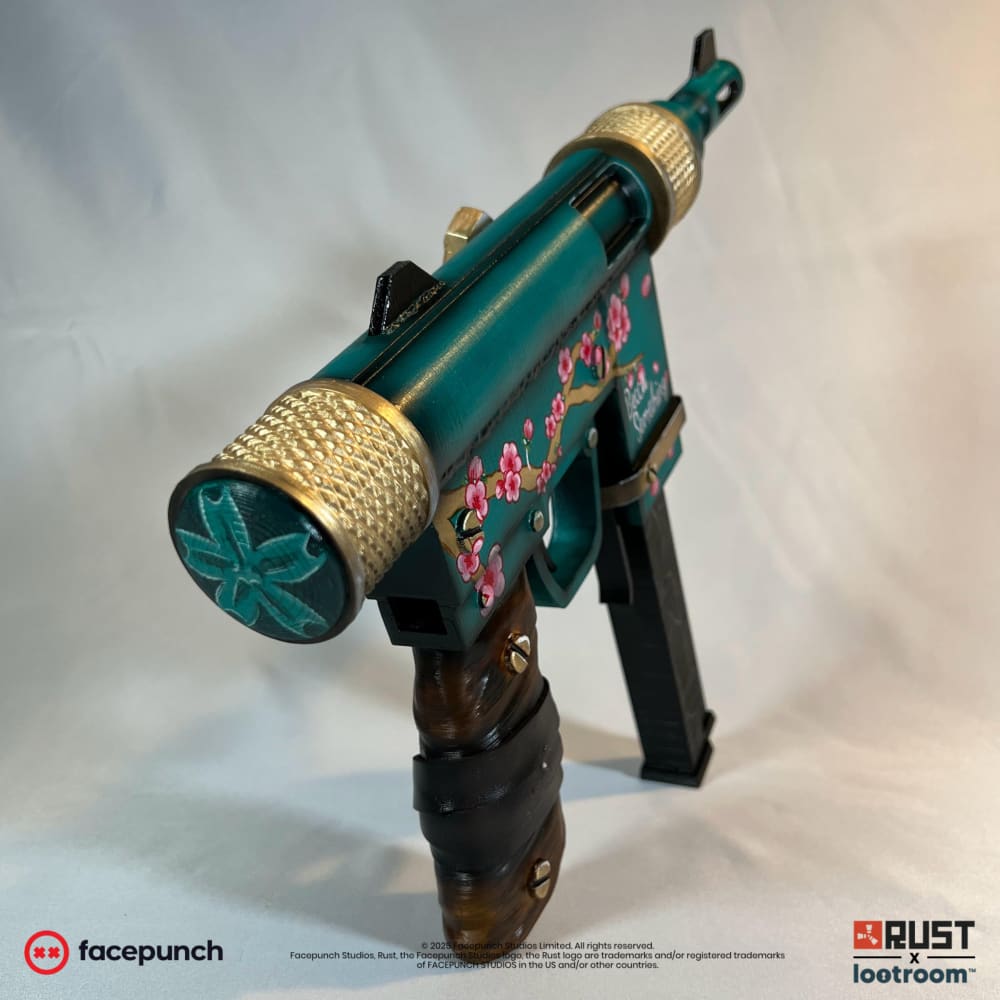 rust lifesize semi machine gun smg beccasomething prop cosplay gaming room decoration