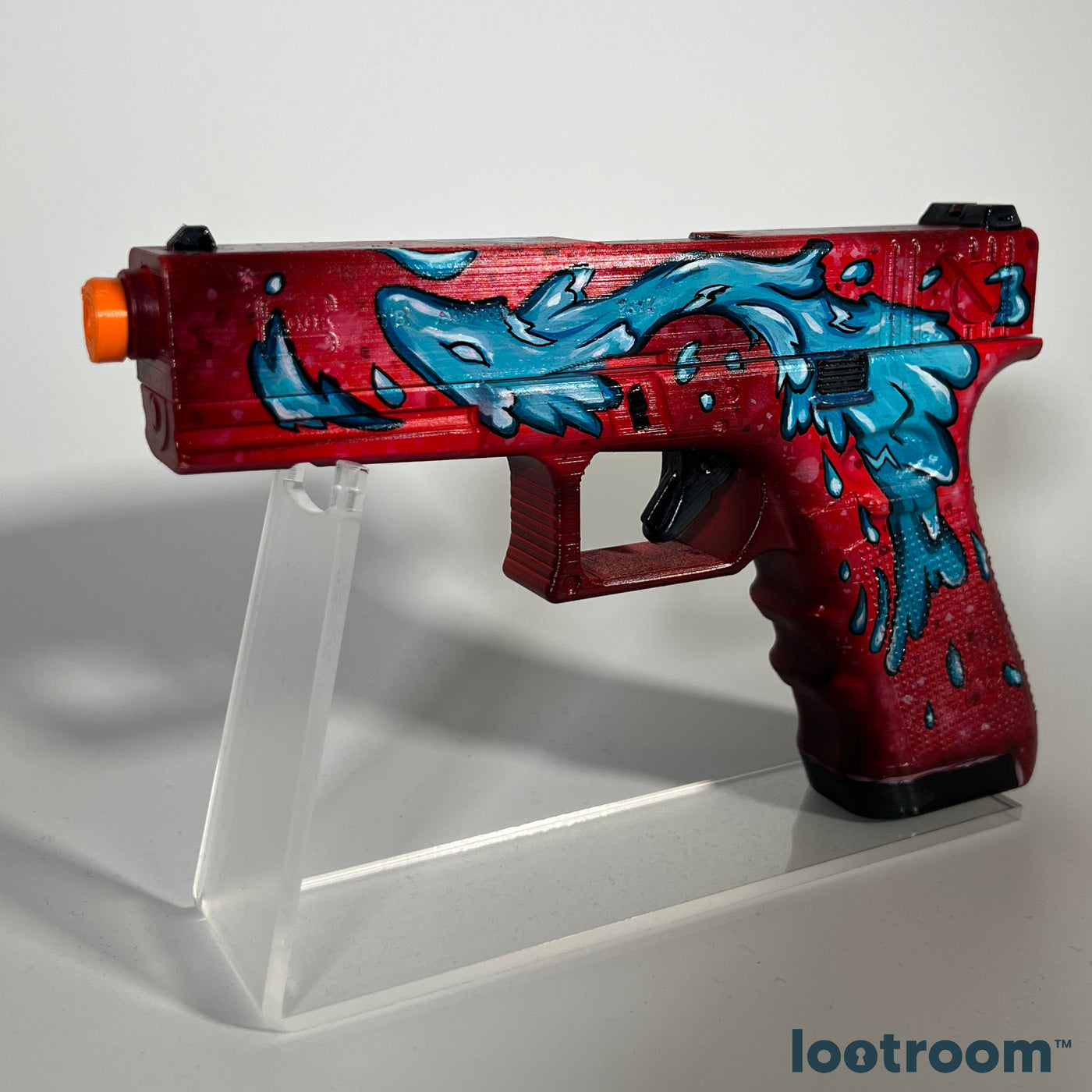 CS2 Glock-18 Water Elemental prop from the other side, the water dragon's head and open jaws facing the muzzle