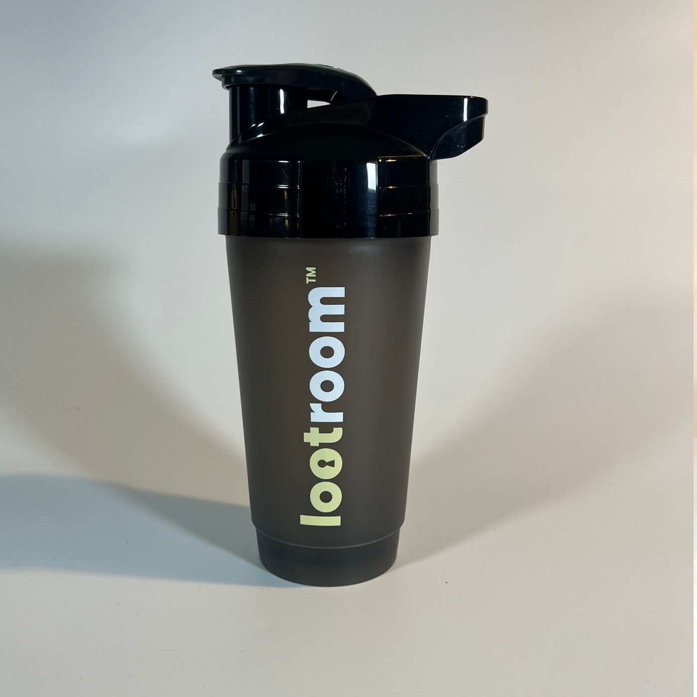 lootroom shaker 700ml protein bottle pp pe plastic gamer hydration