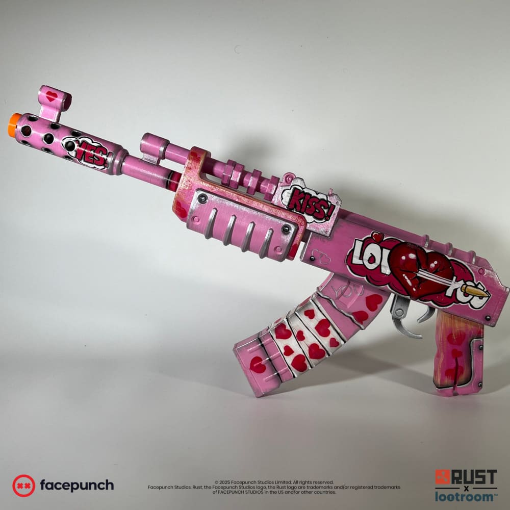 Rust Kiss AK prop from the opposite side, 50cm short-stock format with black polka dots along the barrel