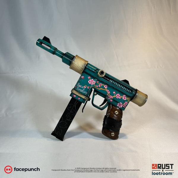 Réplique SMG BeccaSomething de Rust grandeur nature (version courte)