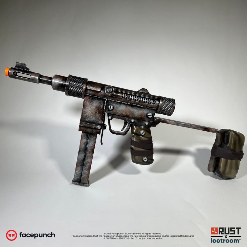 The hand-painted Custom SMG built from these STL files, 66cm assembled.